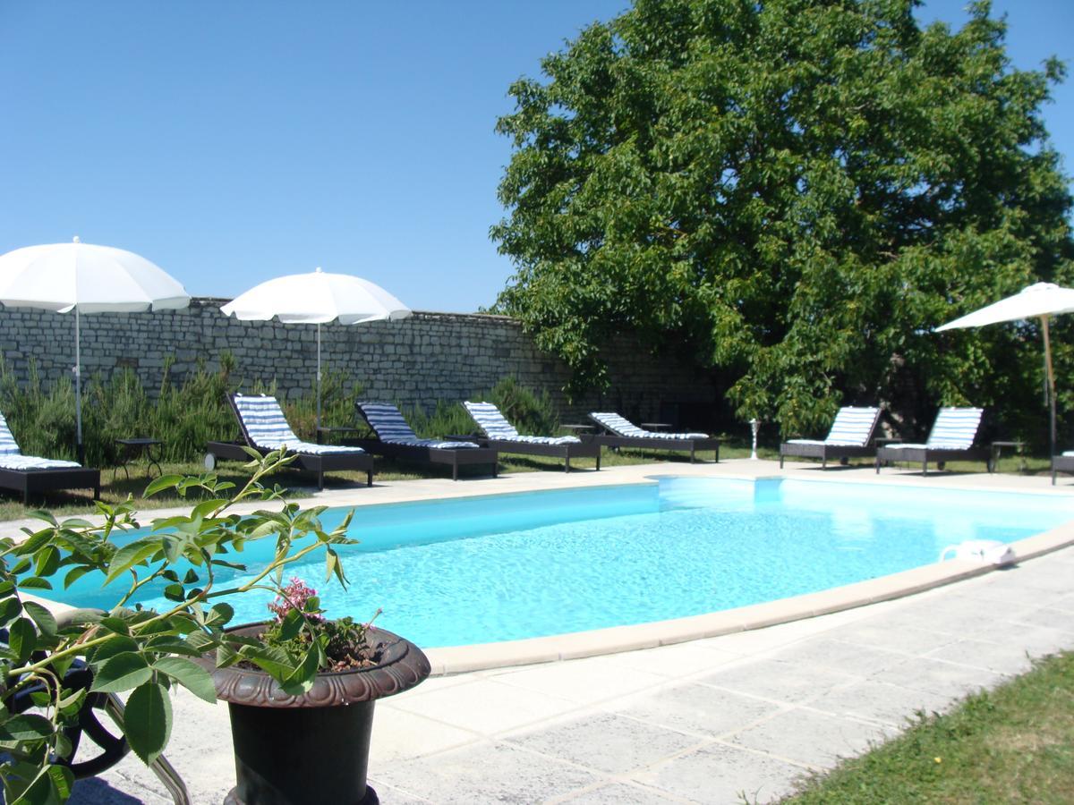 Le Clos De Ligré Exteriör bild